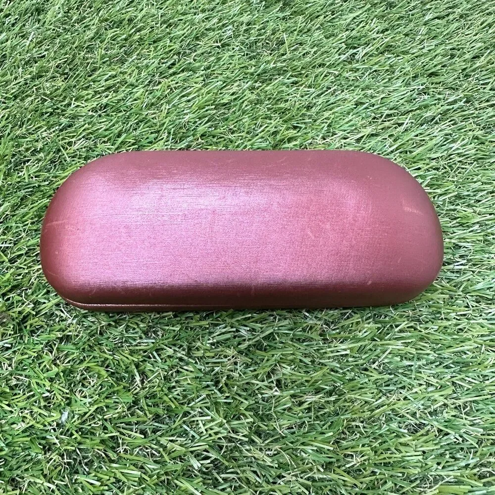 Sophia Loren Champagne Clamshell Glasses Case